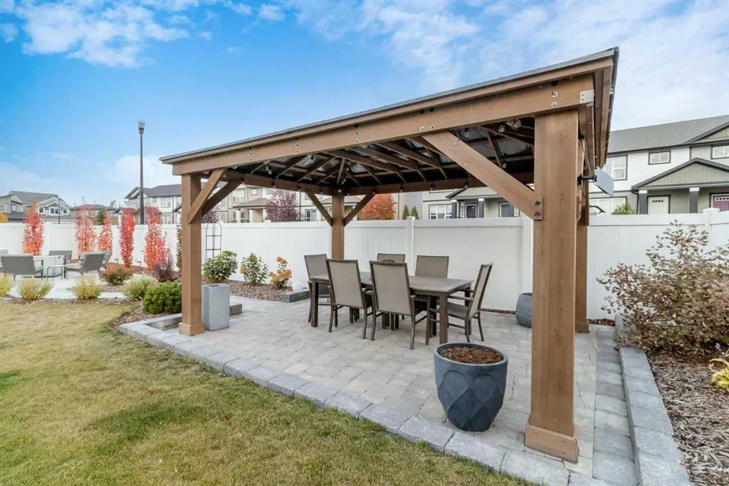76 Latoria Court