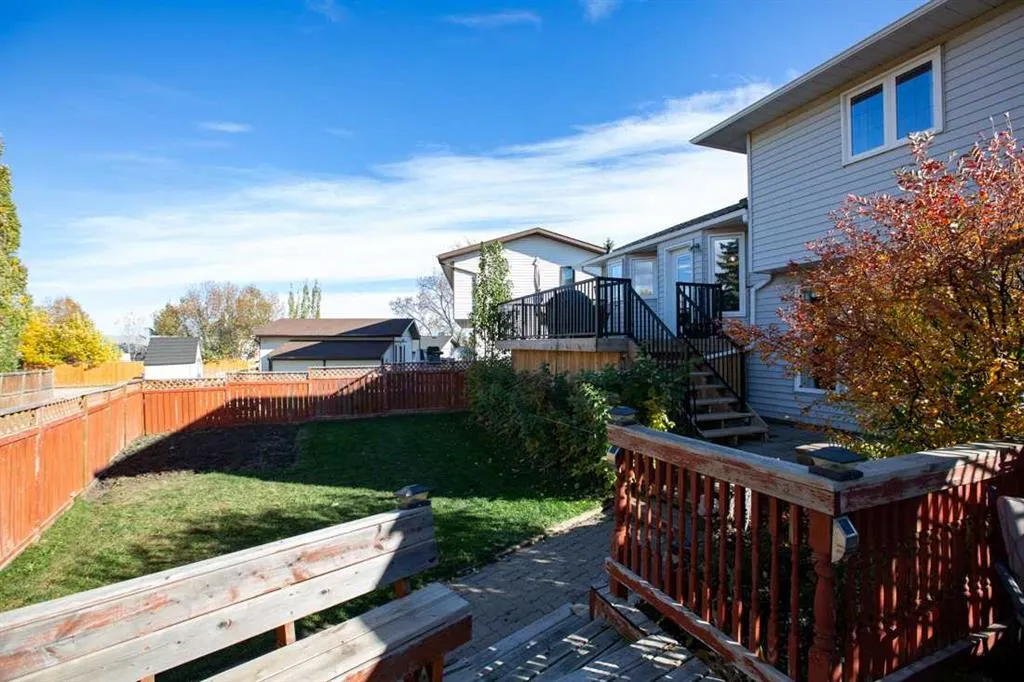 94 Athabasca Crescent