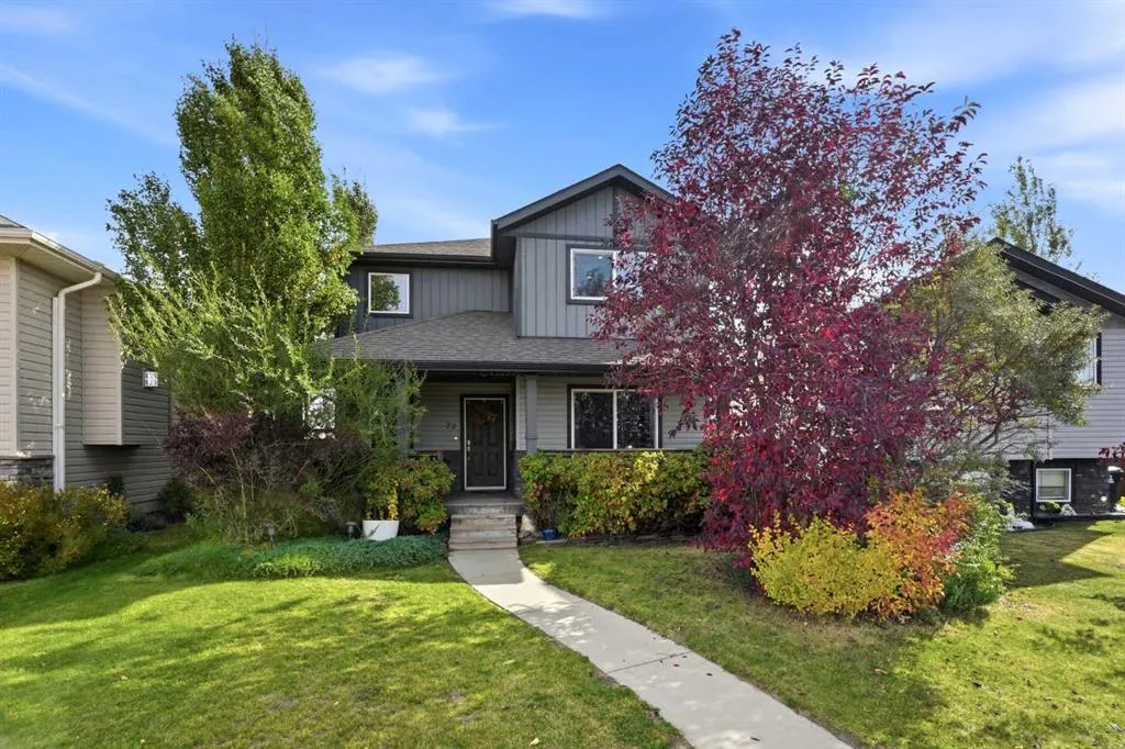 77 Aztec Crescent