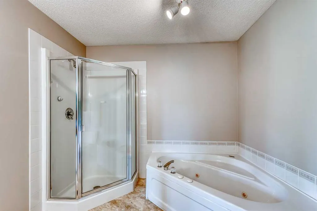 304 Christie Park Mews SW