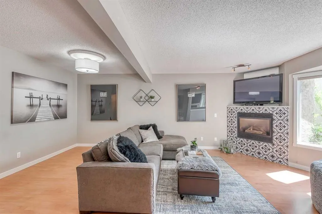 304 Christie Park Mews SW