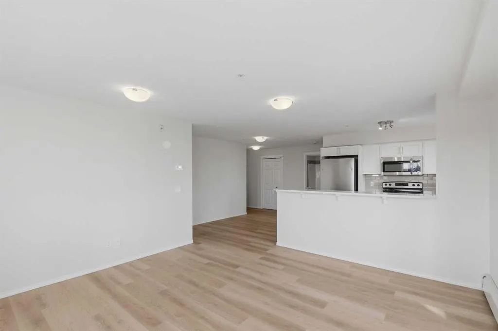 115 Prestwick Villas SE #1306