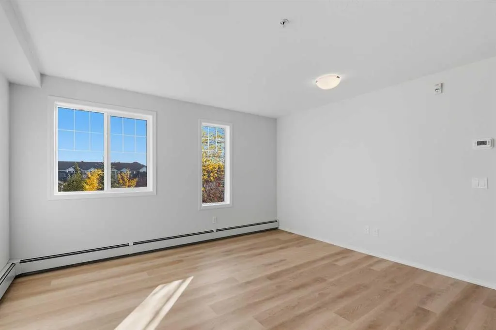 115 Prestwick Villas SE #1306