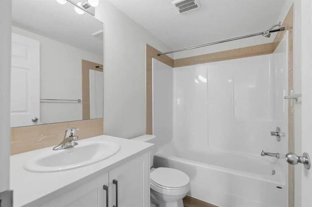 115 Prestwick Villas SE #1306