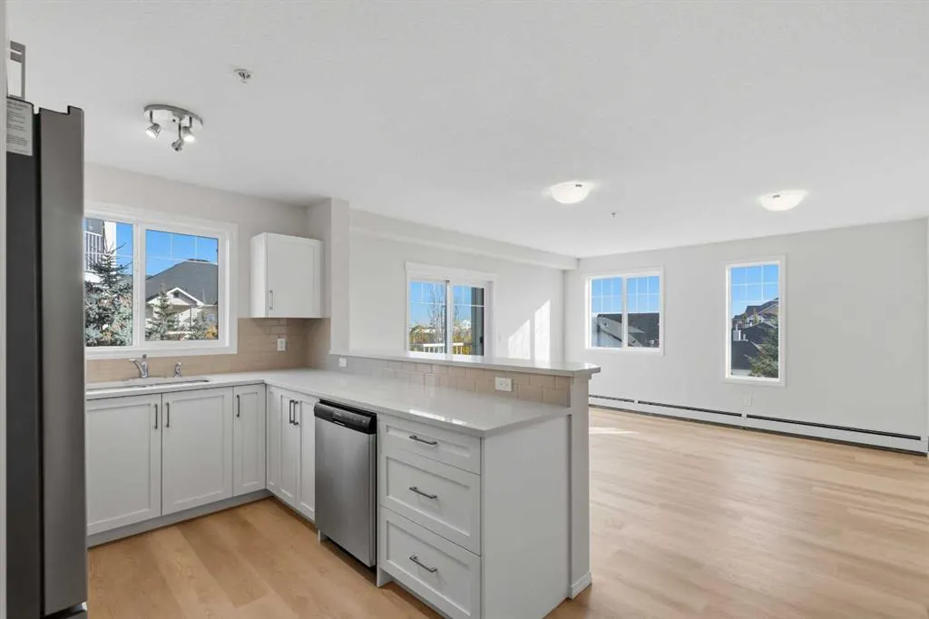 115 Prestwick Villas SE #1306