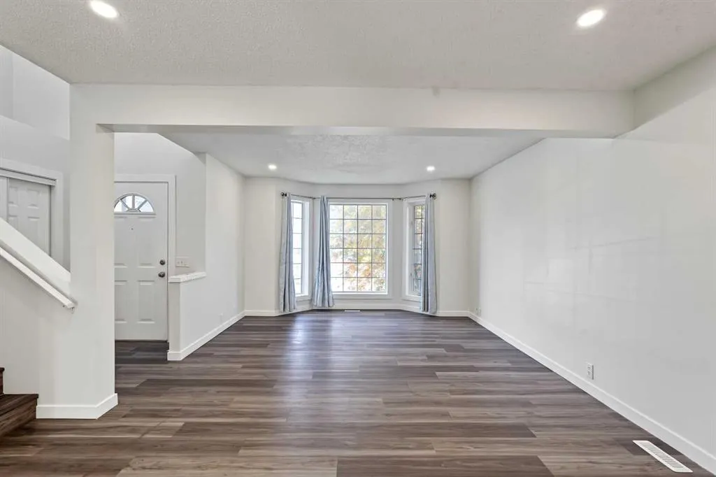 244 Harvest Gold Circle NE