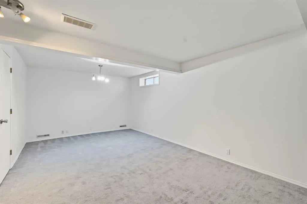 244 Harvest Gold Circle NE