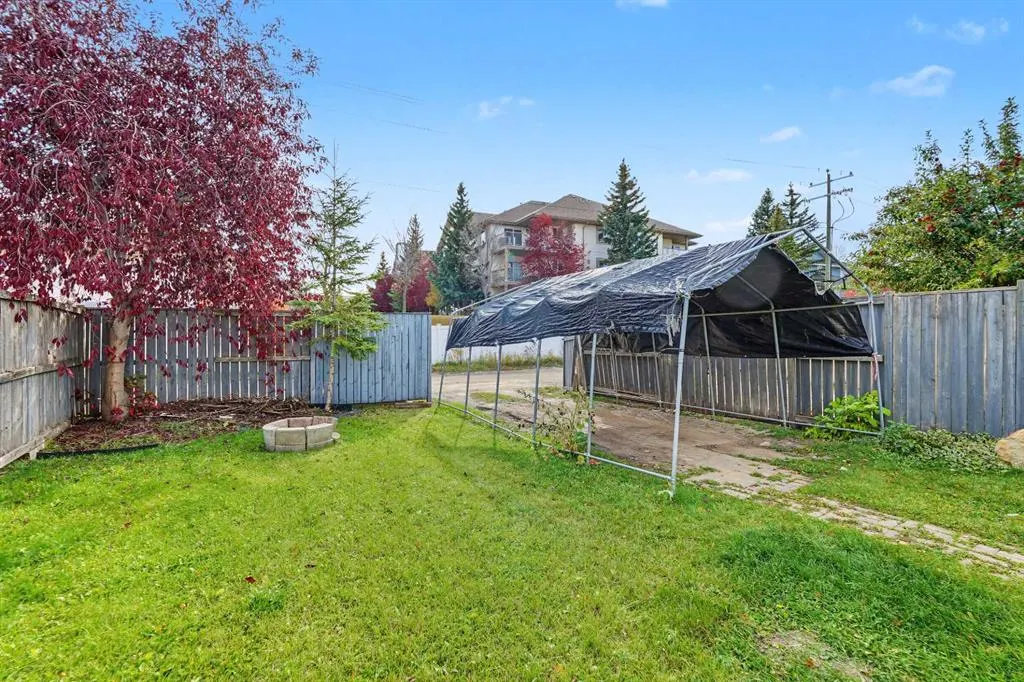 244 Harvest Gold Circle NE