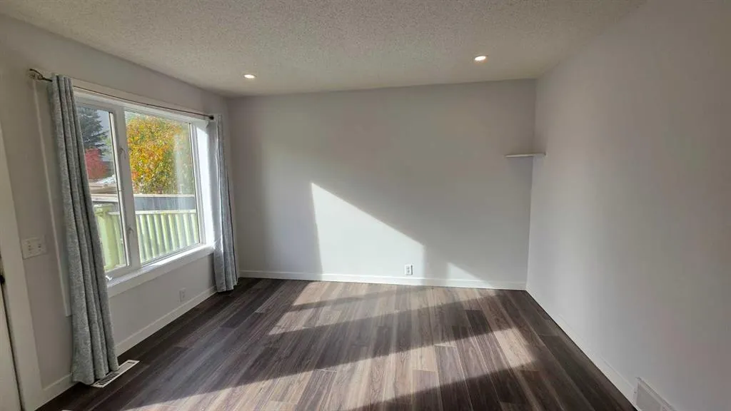 244 Harvest Gold Circle NE