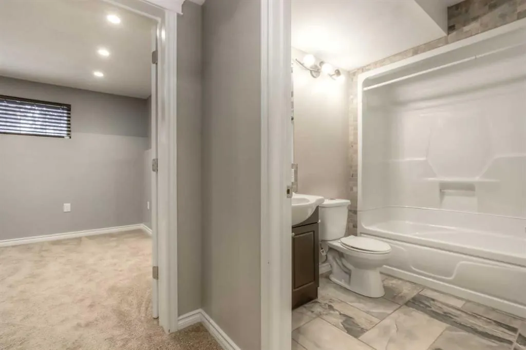 241 Morningside Gardens SW