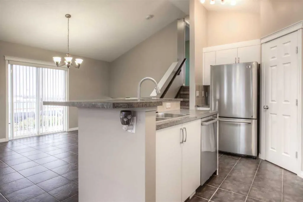 241 Morningside Gardens SW