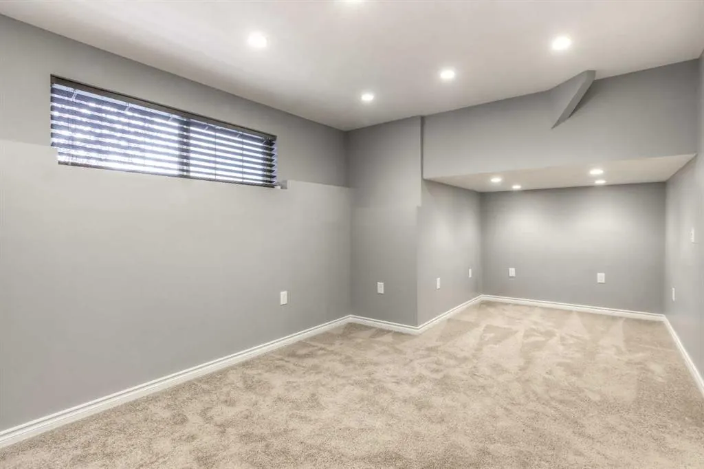 241 Morningside Gardens SW