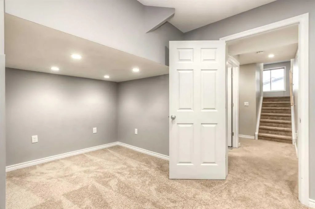 241 Morningside Gardens SW
