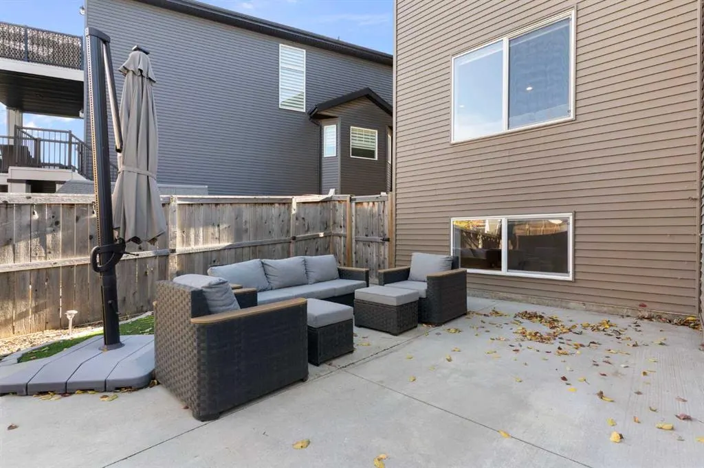 70 Canals Close SW
