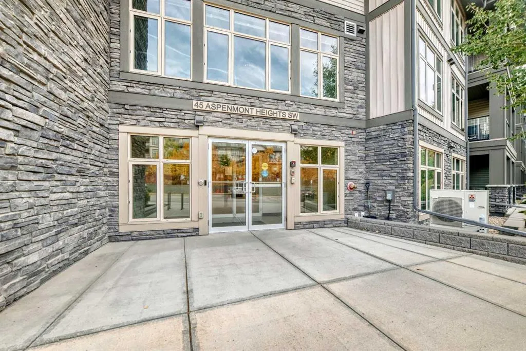 45 Aspenmont Heights SW #216