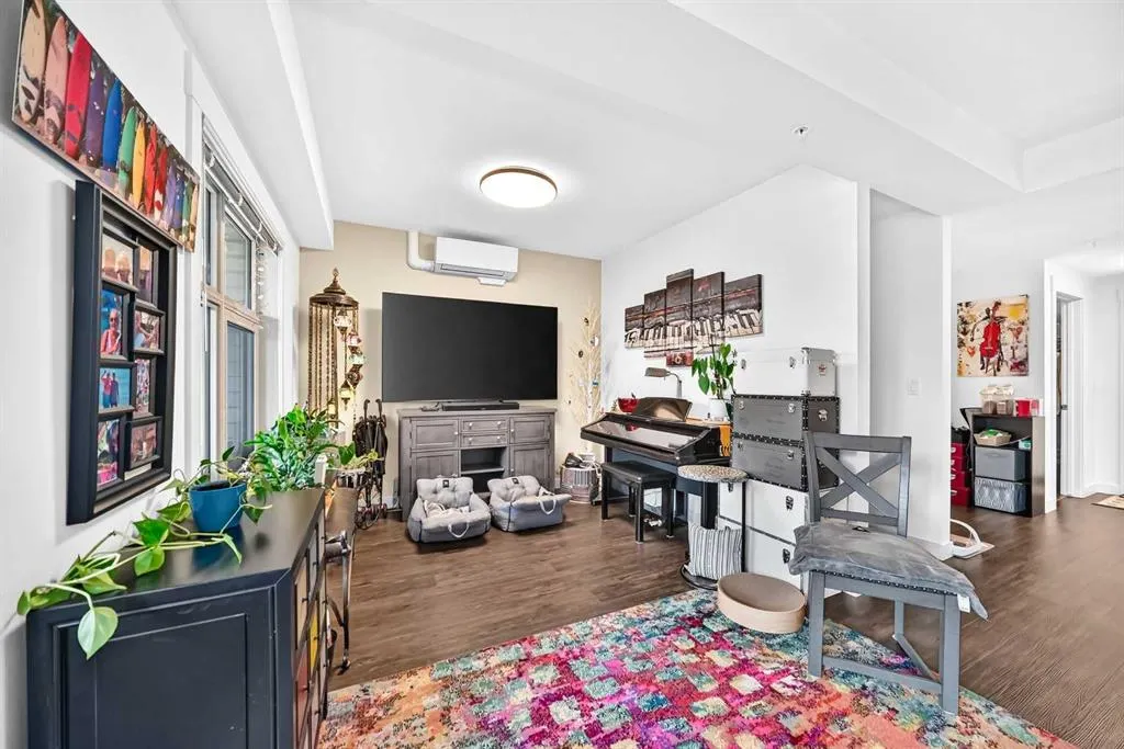 45 Aspenmont Heights SW #216