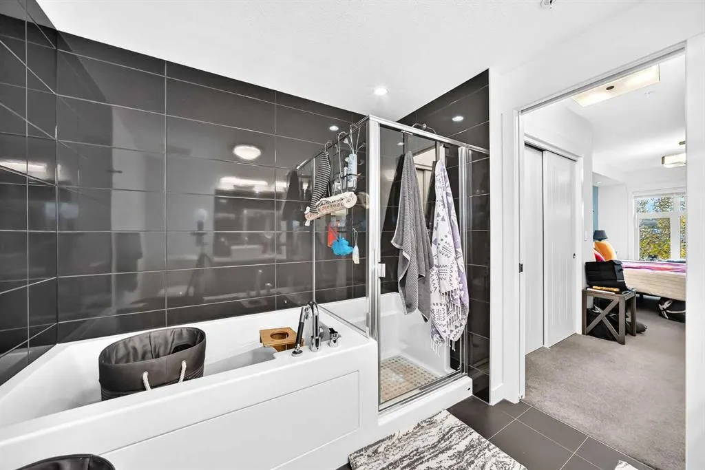 45 Aspenmont Heights SW #216