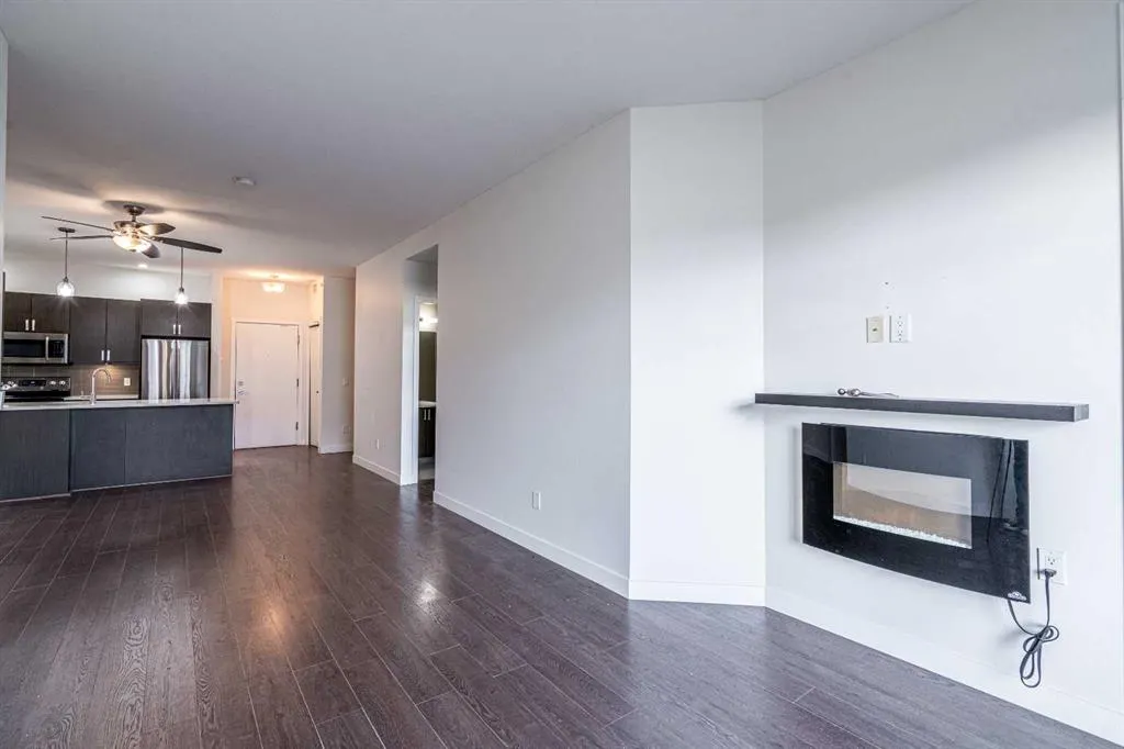 28 Auburn Bay Link SE #401