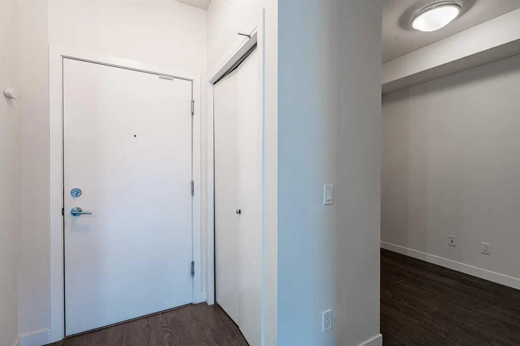 28 Auburn Bay Link SE #401