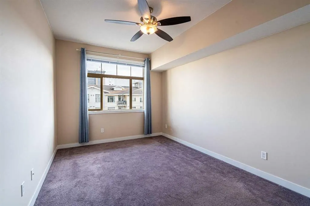 28 Auburn Bay Link SE #401