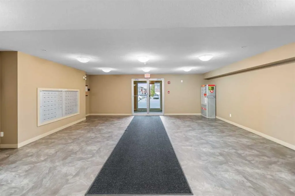 15 Saddlestone Way NE #210