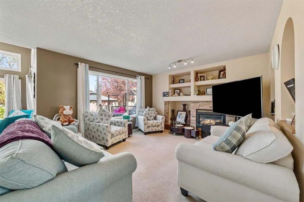 27 Fairmont Garden Road S