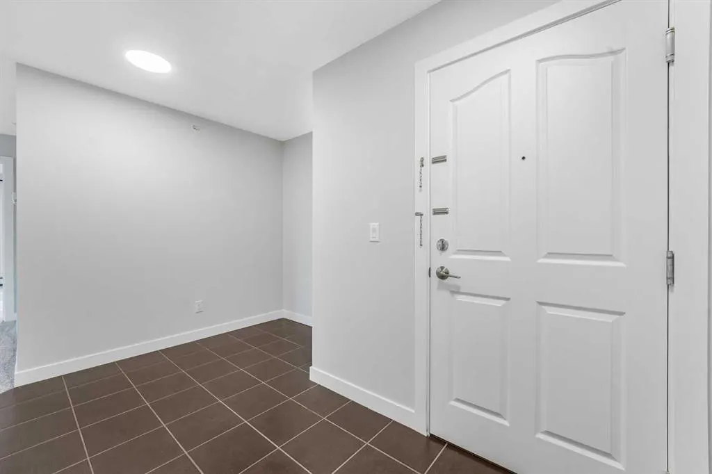 355 Taralake Way NE #427