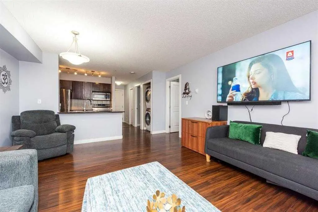 15 Saddlestone Way NE #2212