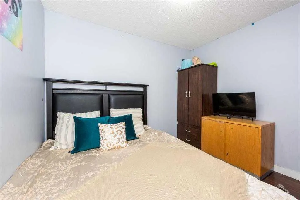 15 Saddlestone Way NE #2212