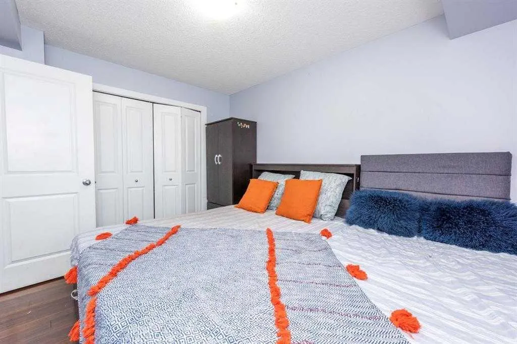 15 Saddlestone Way NE #2212