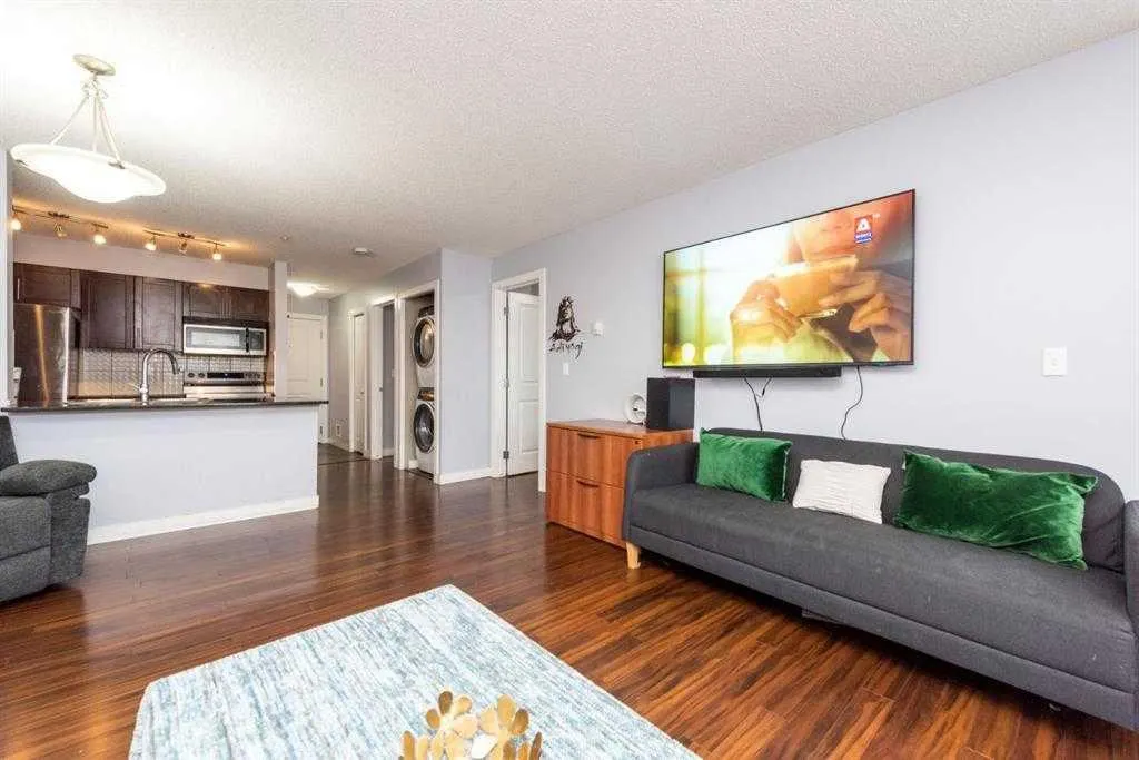 15 Saddlestone Way NE #2212