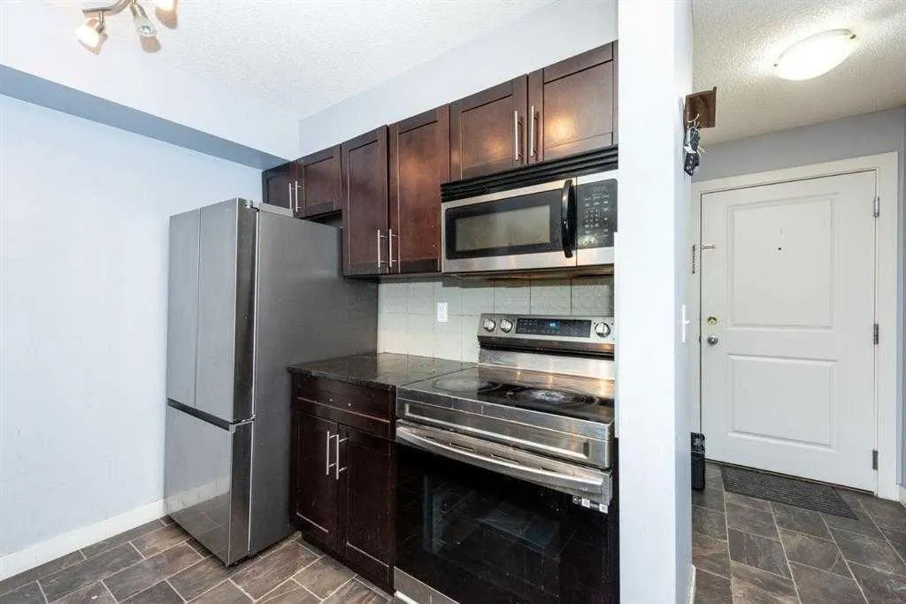 15 Saddlestone Way NE #2212