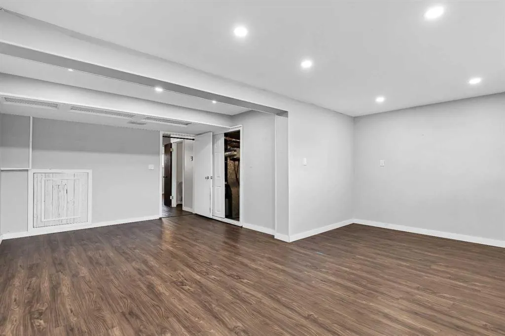 75 Wright Avenue