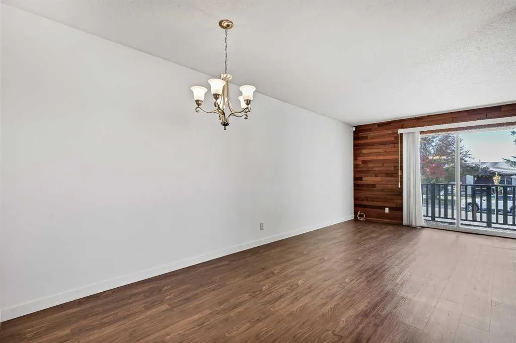 75 Wright Avenue