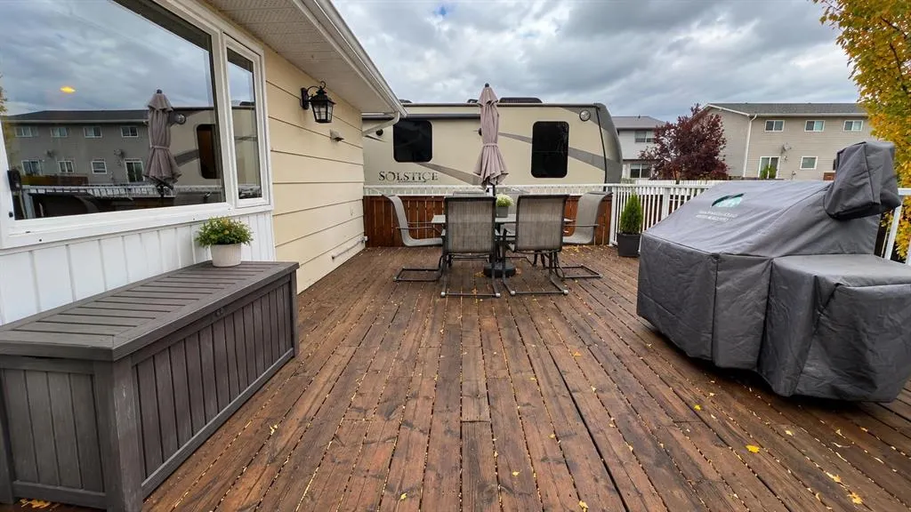 101 Shacker Crescent