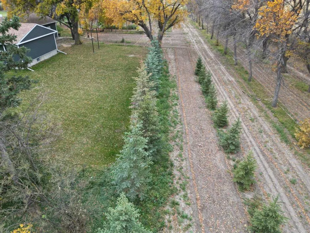 172075 Township Road 90