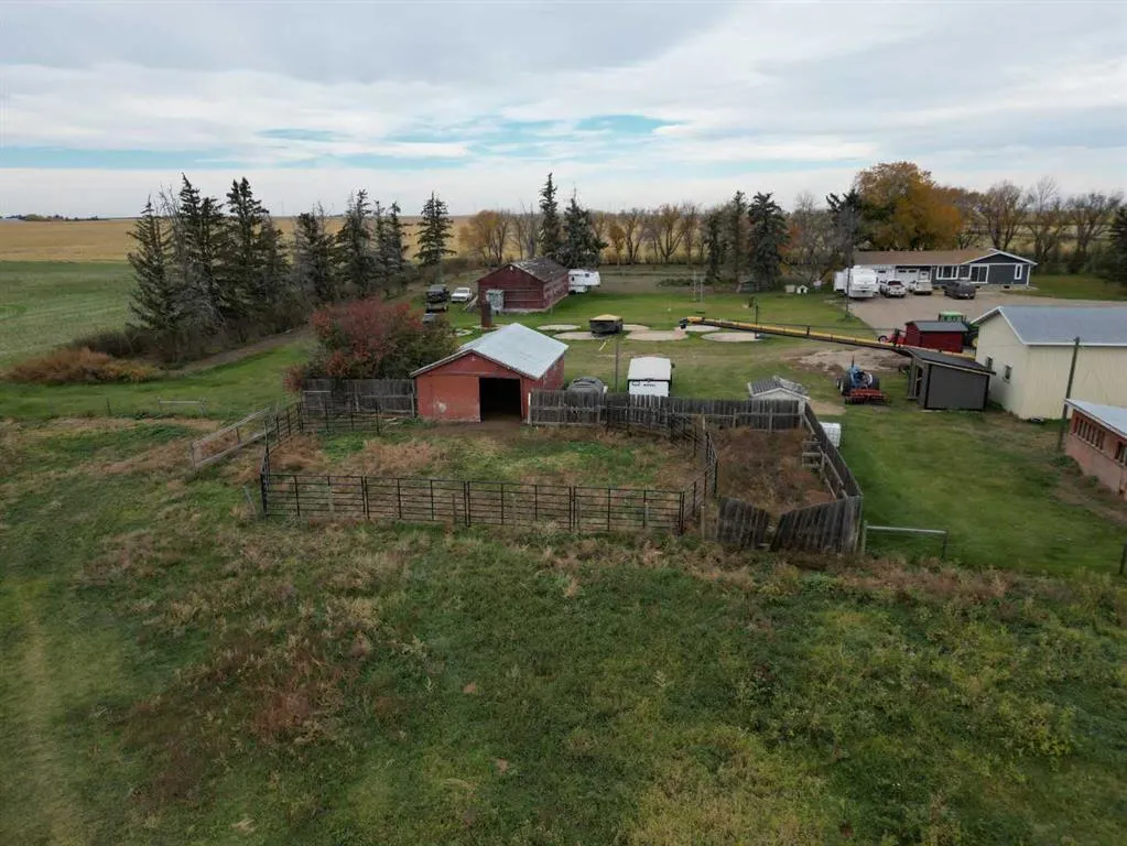 172075 Township Road 90