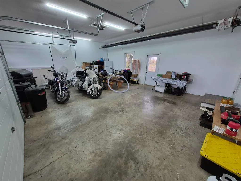 172075 Township Road 90