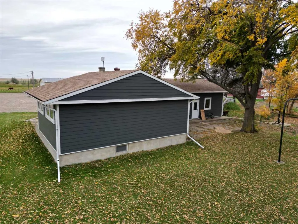 172075 Township Road 90