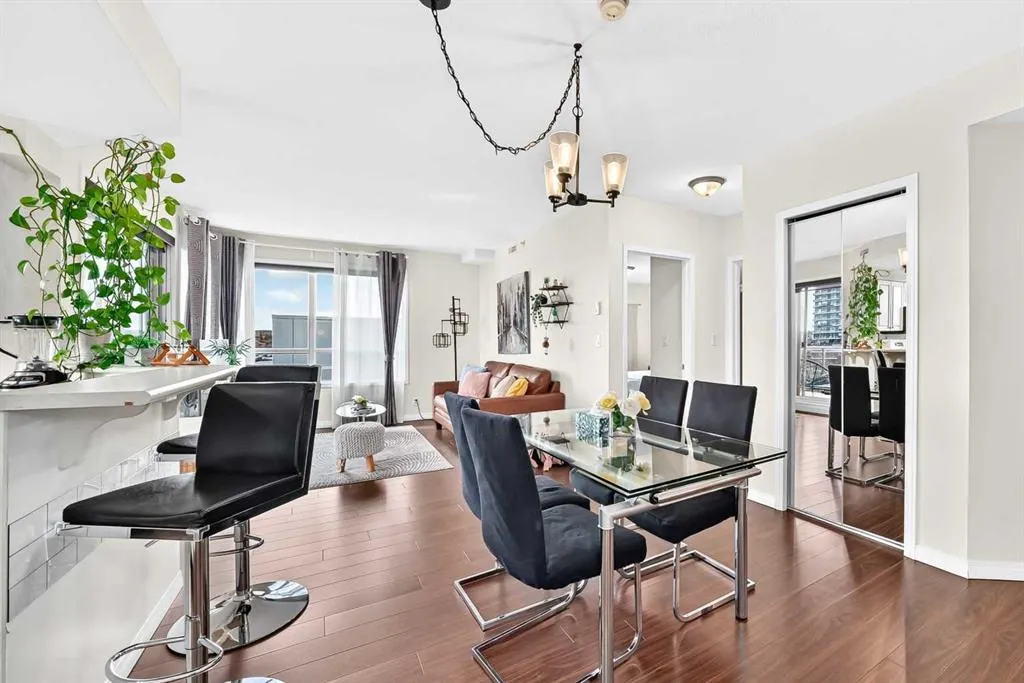 683 10 Street SW #1405