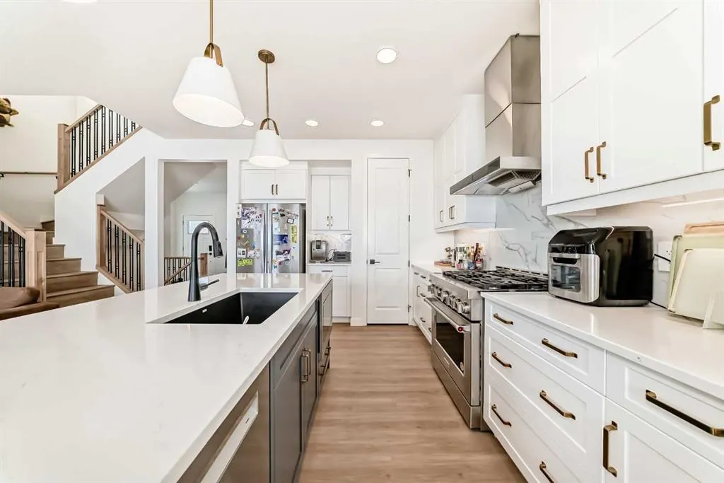 137 Verity Manor SW