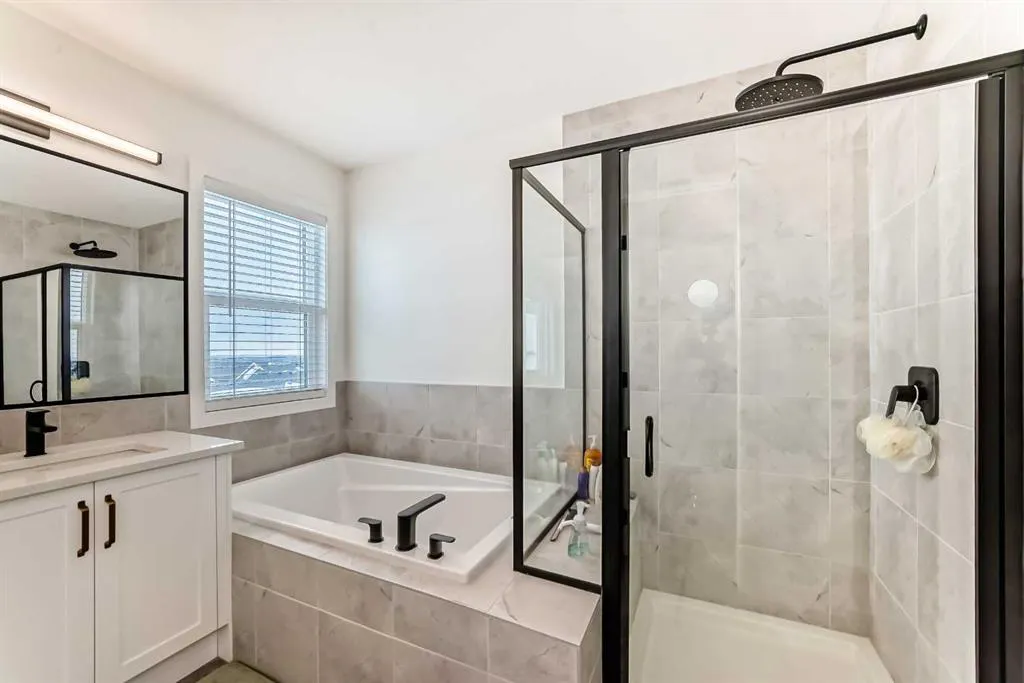 137 Verity Manor SW