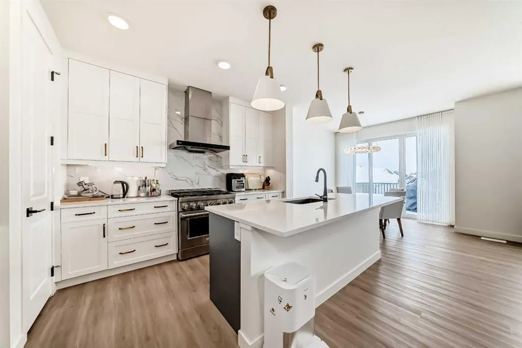 137 Verity Manor SW