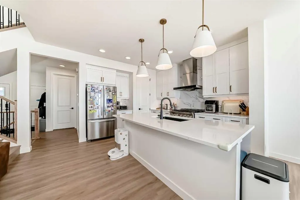 137 Verity Manor SW