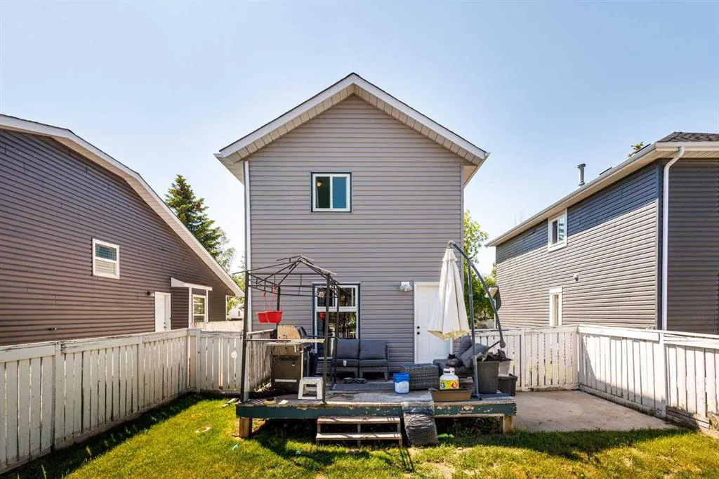 149 Taradale Close NE
