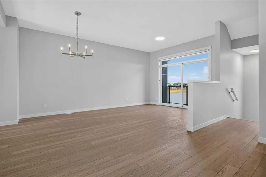 30 Creekside Villas SW #704