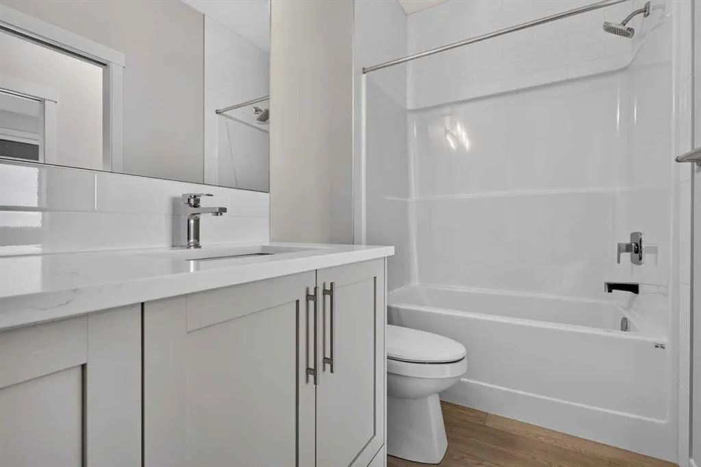 30 Creekside Villas SW #704