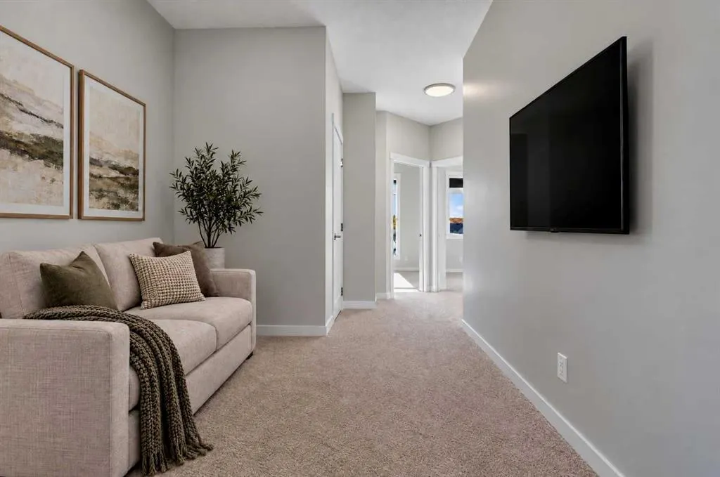 30 Creekside Villas SW #704