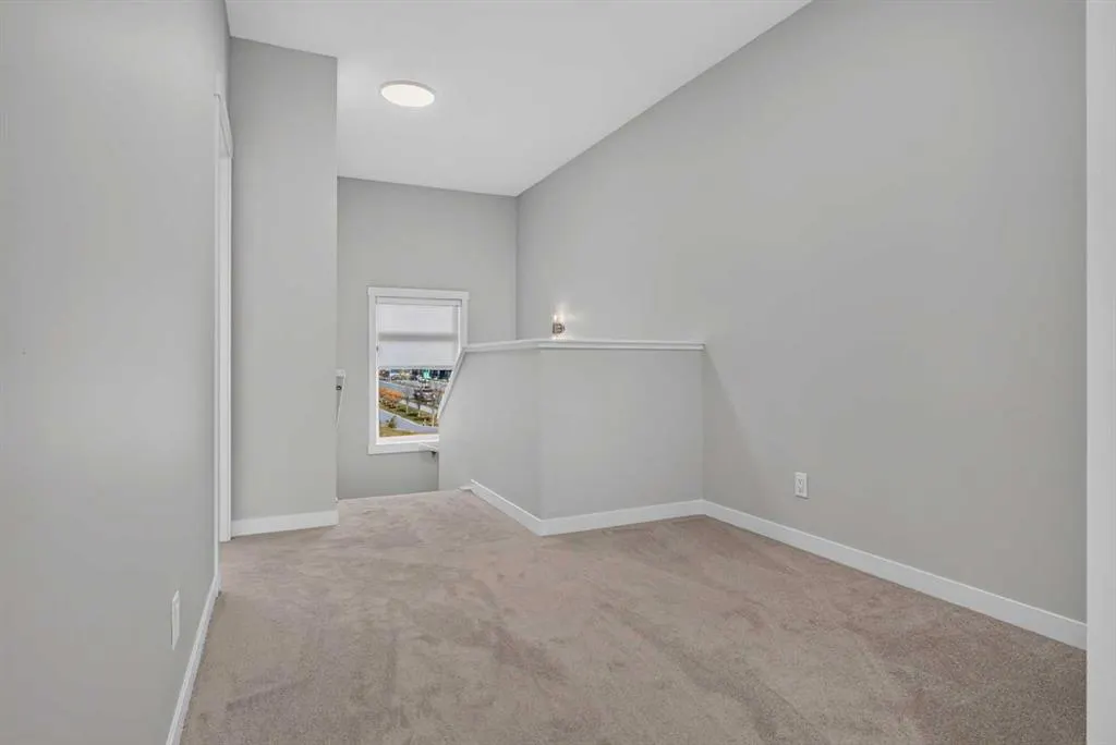 30 Creekside Villas SW #704