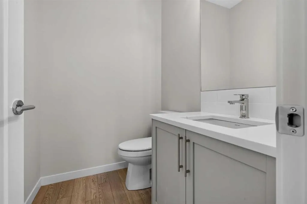 30 Creekside Villas SW #704